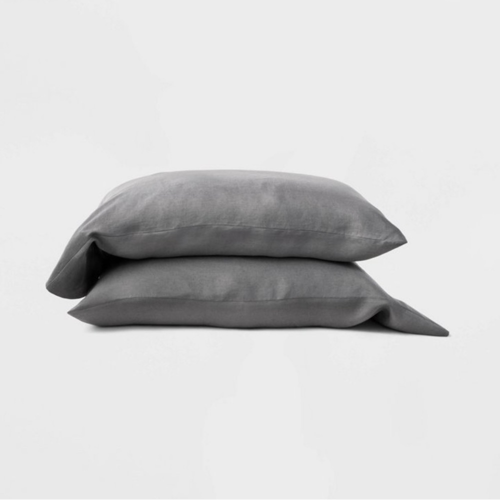Solid King Casaluna Pillowcase Set